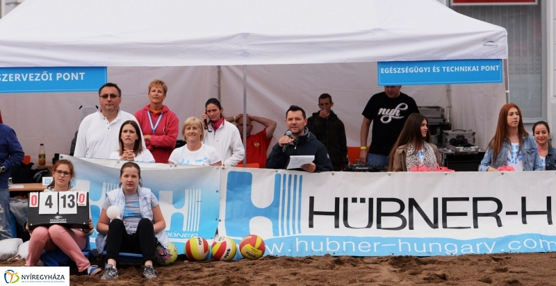 Megkezdődött a Hübner strandröplabda bajnokság