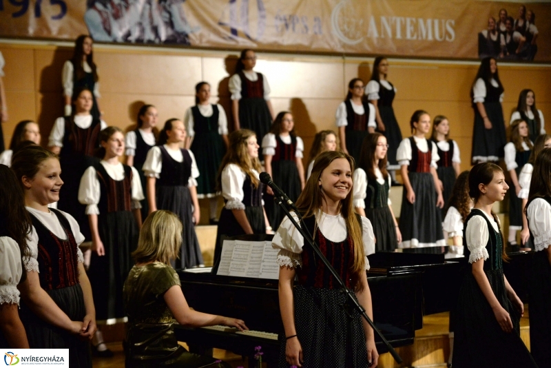 Ünnepi harangavató a Cantemusnál