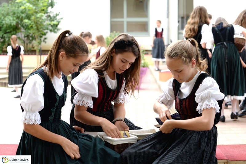 Ünnepi harangavató a Cantemusnál