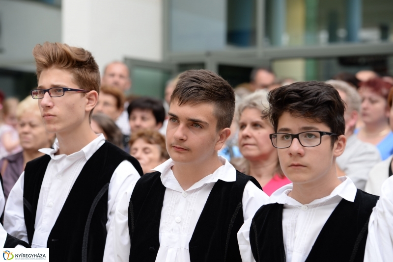 Ünnepi harangavató a Cantemusnál