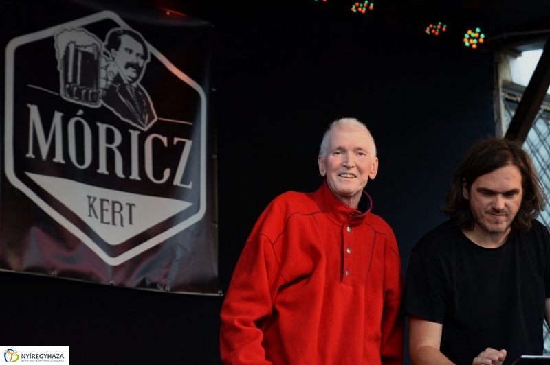 Egy kellemes délután Shulcz-cal