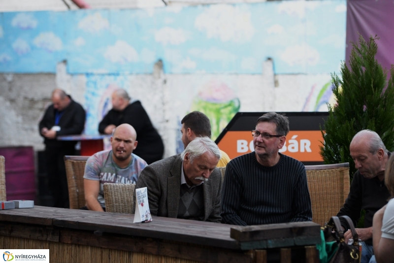 Egy kellemes délután Shulcz-cal