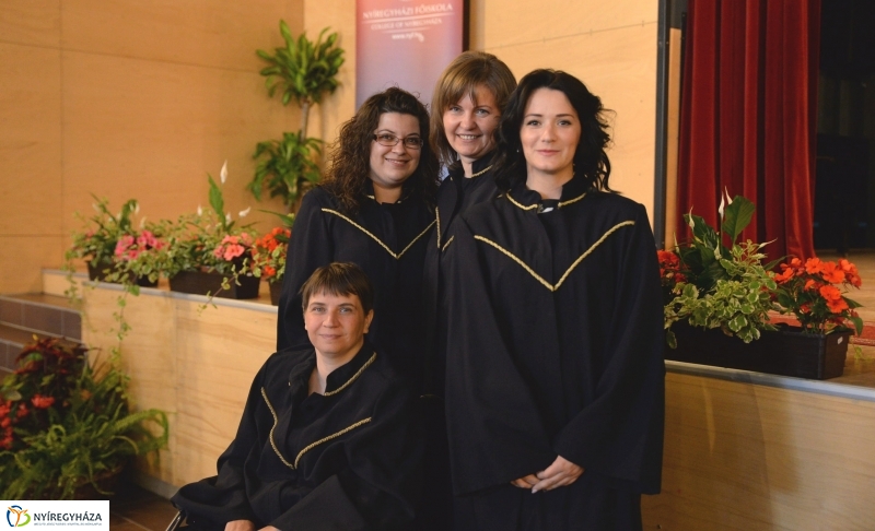 Oklevélátadó ünnepség a Nyíregyházi Főiskolán