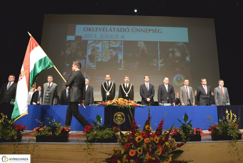 Oklevélátadó ünnepség a Nyíregyházi Főiskolán