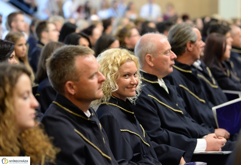 Oklevélátadó ünnepség a Nyíregyházi Főiskolán