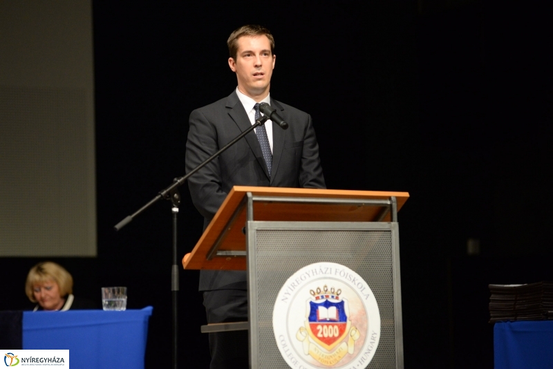 Oklevélátadó ünnepség a Nyíregyházi Főiskolán