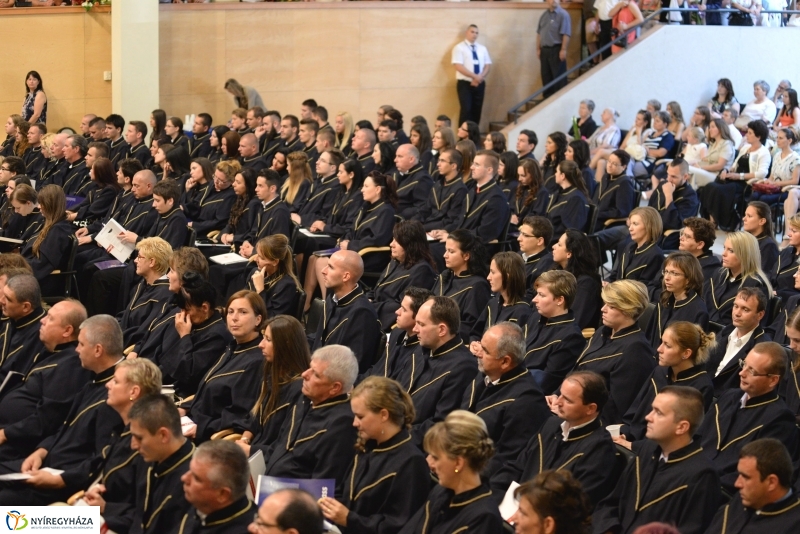 Oklevélátadó ünnepség a Nyíregyházi Főiskolán