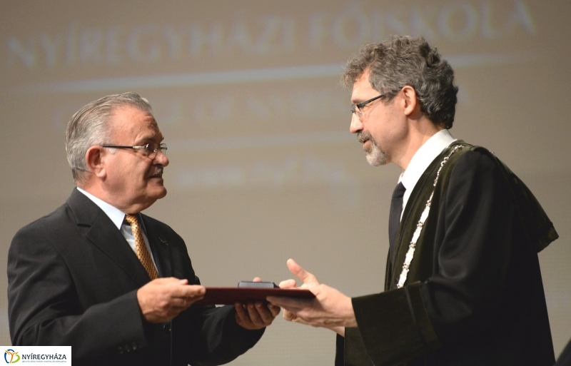 Oklevélátadó ünnepség a Nyíregyházi Főiskolán