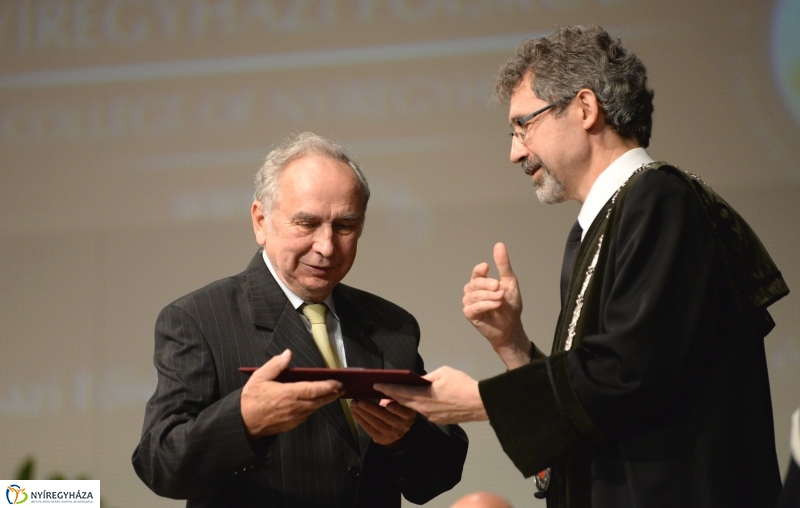Oklevélátadó ünnepség a Nyíregyházi Főiskolán