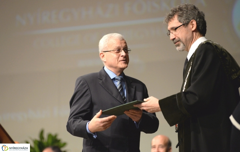 Oklevélátadó ünnepség a Nyíregyházi Főiskolán