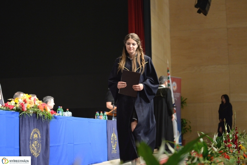 Oklevélátadó ünnepség a Nyíregyházi Főiskolán