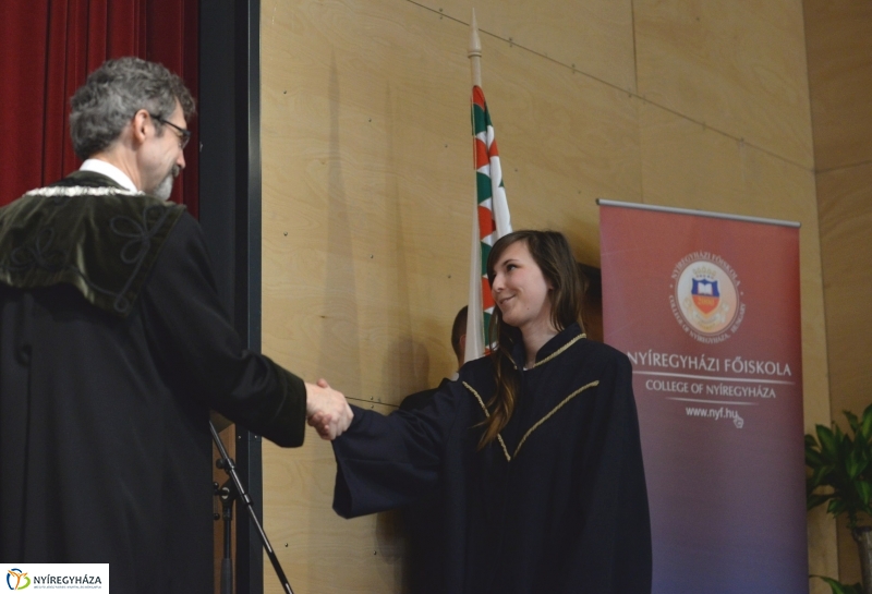 Oklevélátadó ünnepség a Nyíregyházi Főiskolán