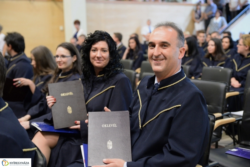 Oklevélátadó ünnepség a Nyíregyházi Főiskolán