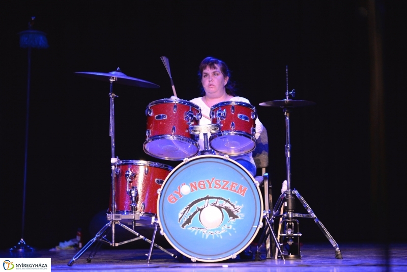 A fesztivál szombati produkcióiból