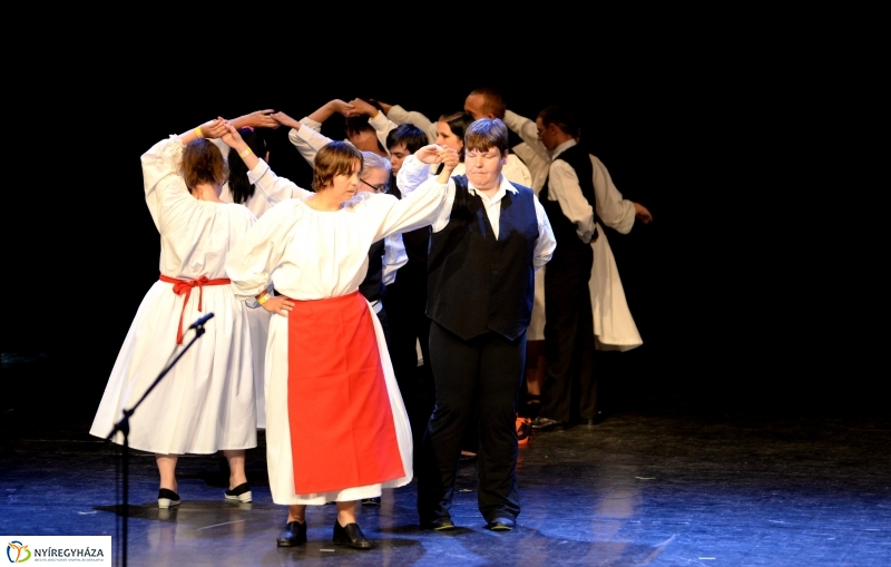 A fesztivál szombati produkcióiból