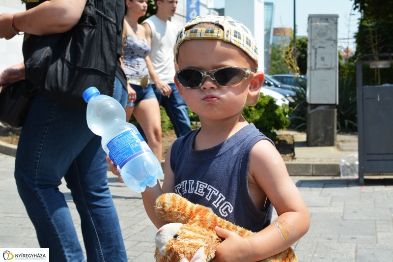 Vízosztás a belvárosban