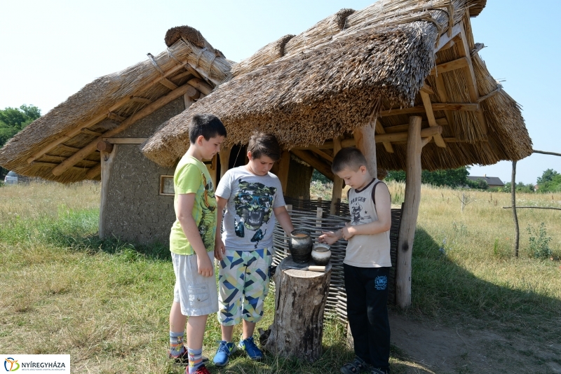 Jöttünk, láttunk visszamennénk-Árpád-kori tábor a Múzeumfaluban