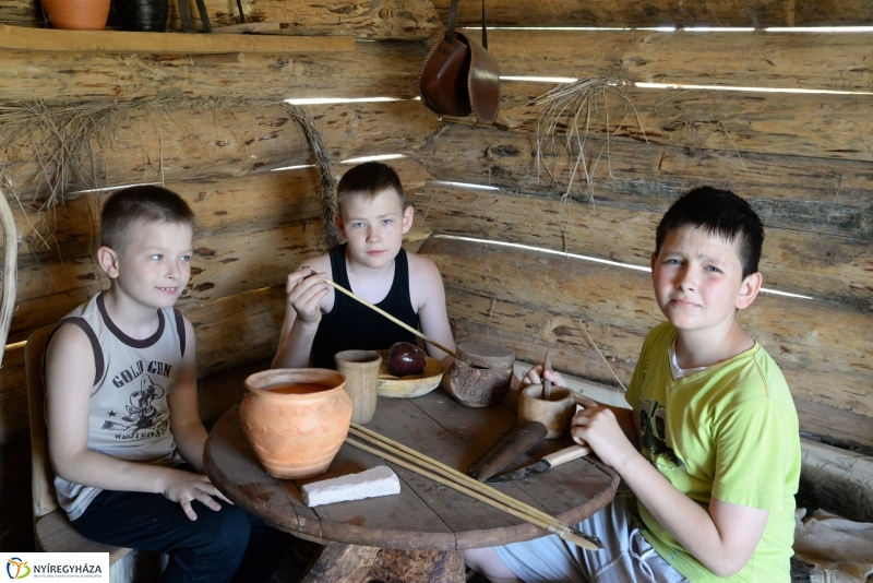 Jöttünk, láttunk visszamennénk-Árpád-kori tábor a Múzeumfaluban