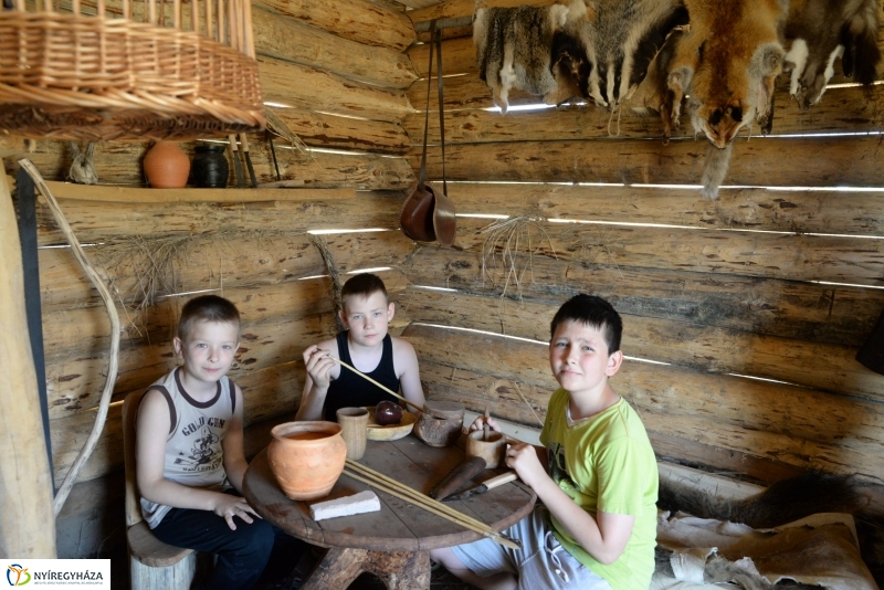 Jöttünk, láttunk visszamennénk-Árpád-kori tábor a Múzeumfaluban