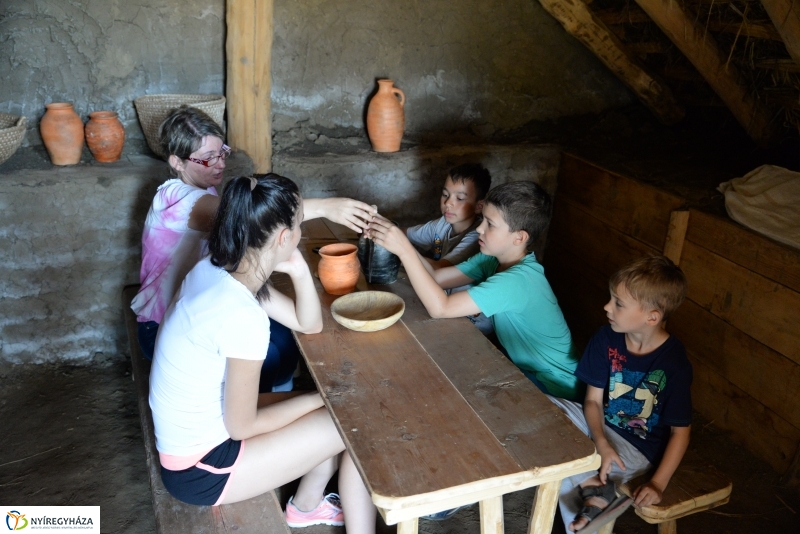 Jöttünk, láttunk visszamennénk-Árpád-kori tábor a Múzeumfaluban