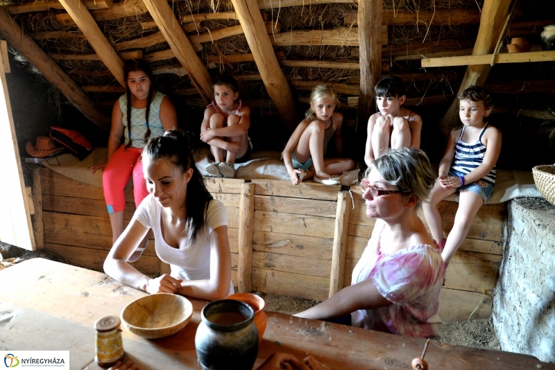 Jöttünk, láttunk visszamennénk-Árpád-kori tábor a Múzeumfaluban