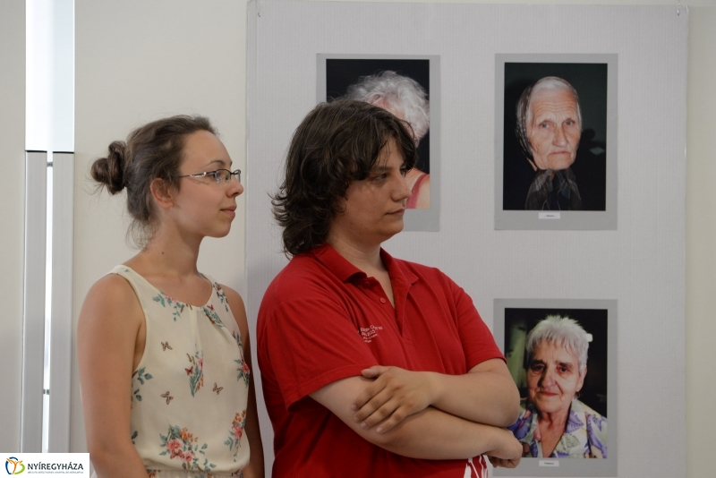 Kiállításmegnyitó Gyuka Ferenc munkáiból