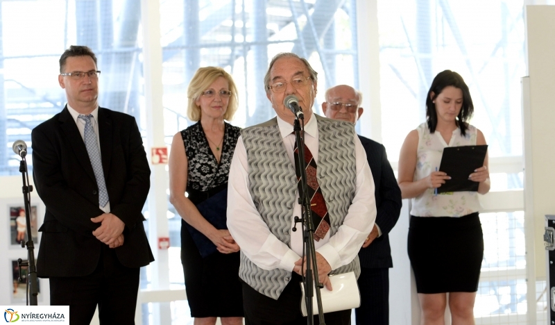 Kiállításmegnyitó Gyuka Ferenc munkáiból