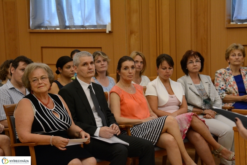 Emléktábla avatás a Bíróságon