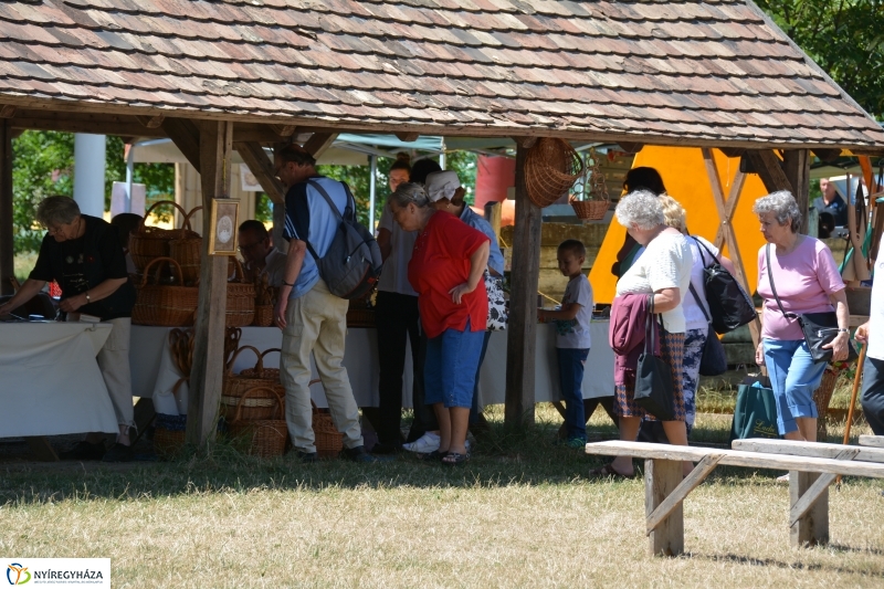 Meggyes nap és Kiállítás megnyitó a Múzeumfaluban