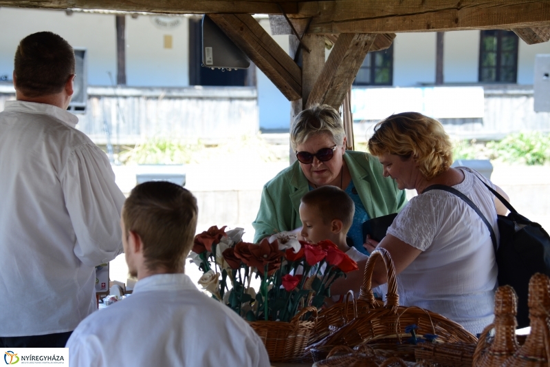 Meggyes nap és Kiállítás megnyitó a Múzeumfaluban