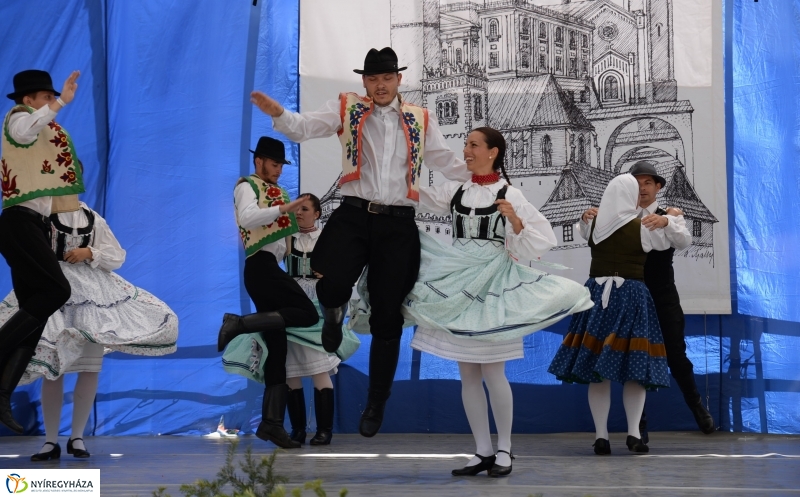 Késmárkon lépett fel a Szabolcs Néptáncegyüttes