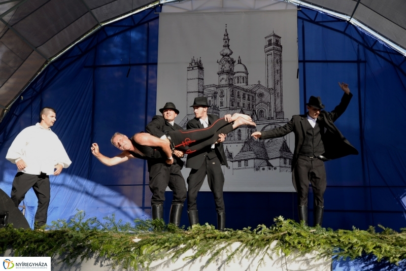 Késmárkon lépett fel a Szabolcs Néptáncegyüttes