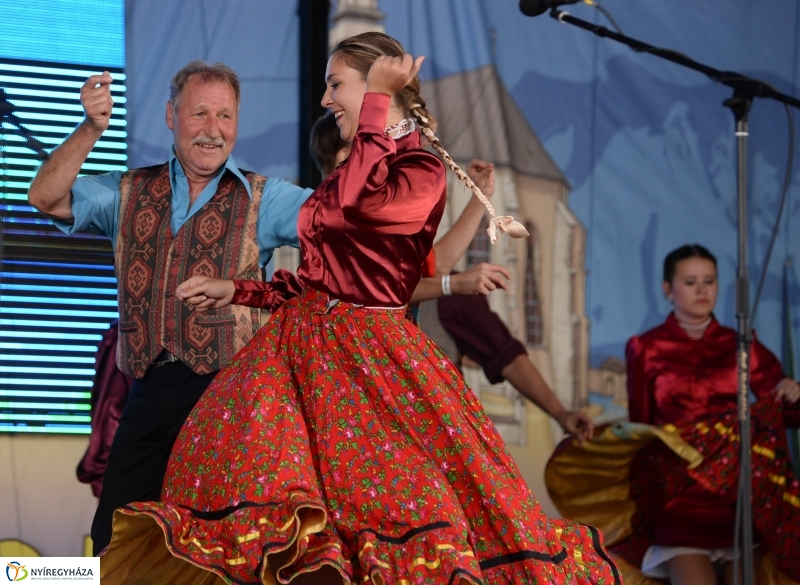 Késmárkon lépett fel a Szabolcs Néptáncegyüttes