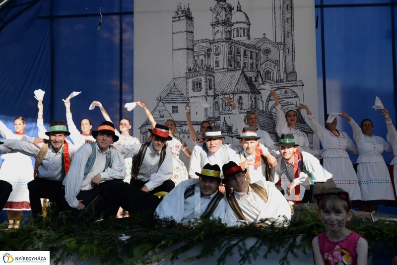 Késmárkon lépett fel a Szabolcs Néptáncegyüttes