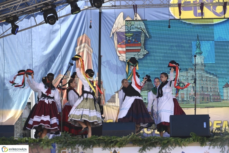 Késmárkon lépett fel a Szabolcs Néptáncegyüttes