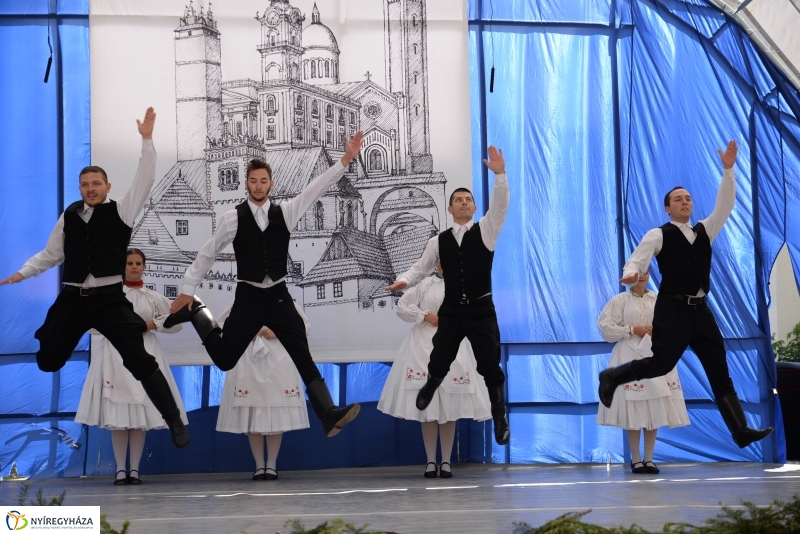 Késmárkon lépett fel a Szabolcs Néptáncegyüttes