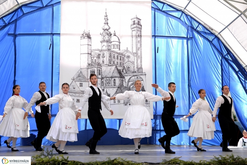 Késmárkon lépett fel a Szabolcs Néptáncegyüttes