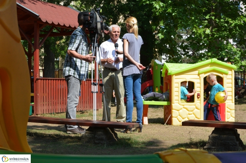 Játékokat kaptak a nyíregyházi bölcsődék 