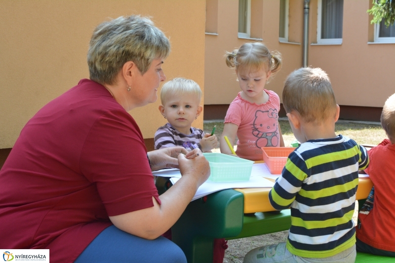 Játékokat kaptak a nyíregyházi bölcsődék 