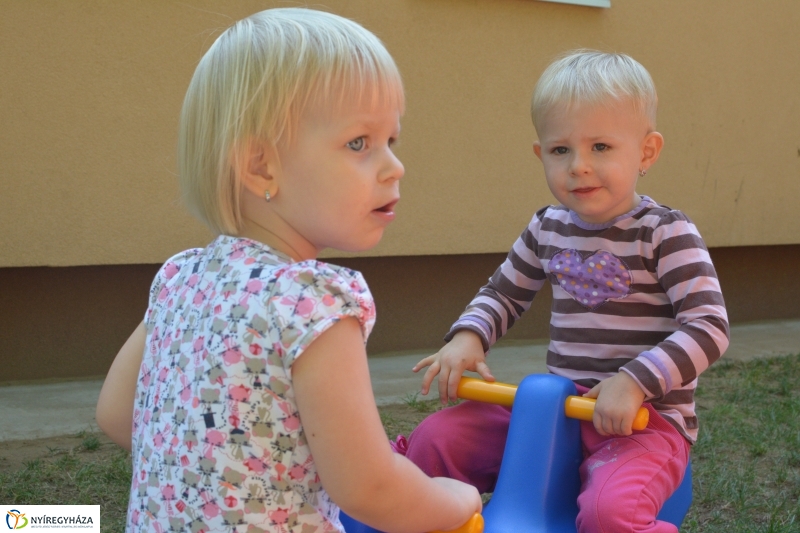 Játékokat kaptak a nyíregyházi bölcsődék 