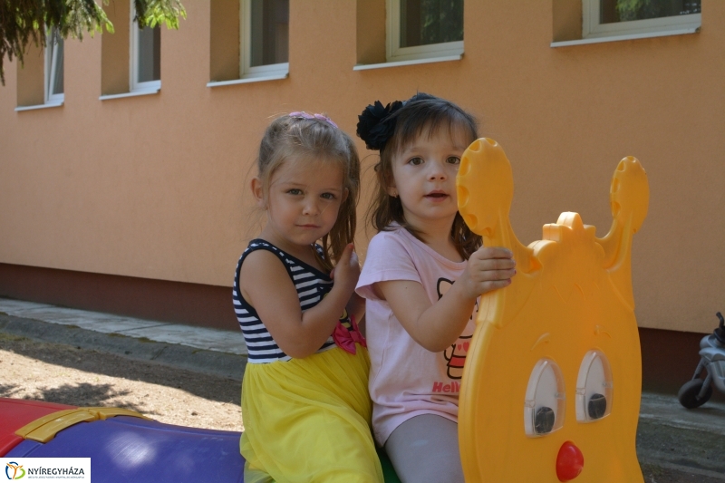 Játékokat kaptak a nyíregyházi bölcsődék 