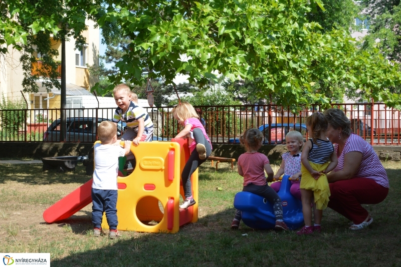 Játékokat kaptak a nyíregyházi bölcsődék 
