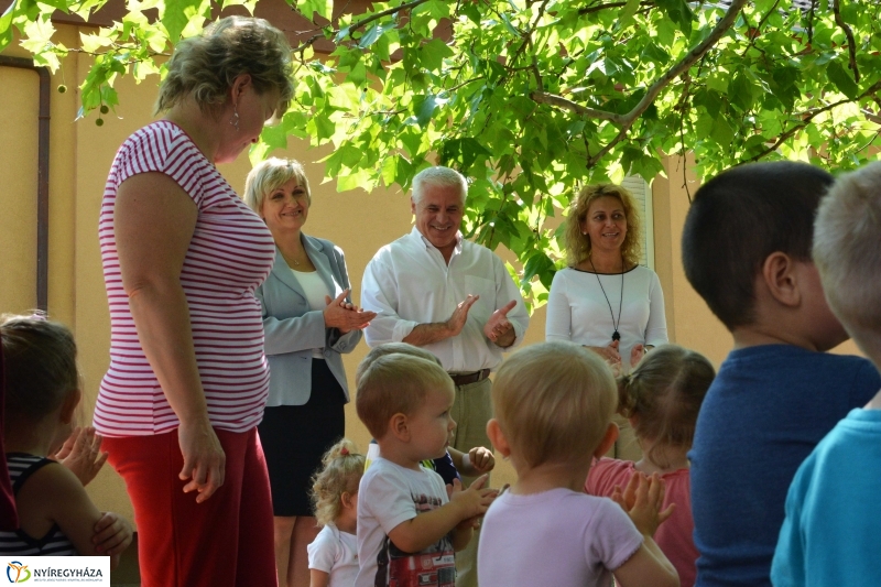 Játékokat kaptak a nyíregyházi bölcsődék 