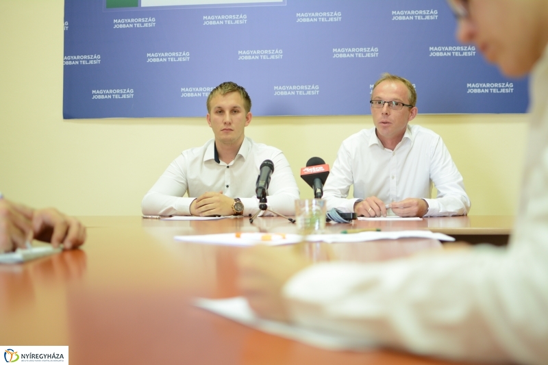 Fidelitas sajtótájékoztató 