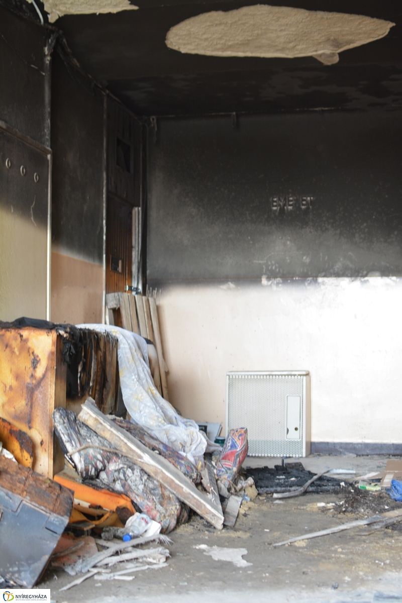 Tűzeset a Petőfi utcán