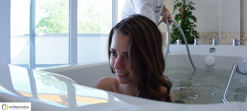 Nyári Napfény az új fürdőszárnyban