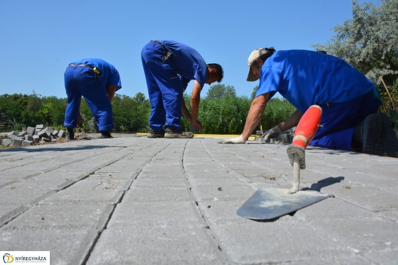 Épül, szépül Sóstó