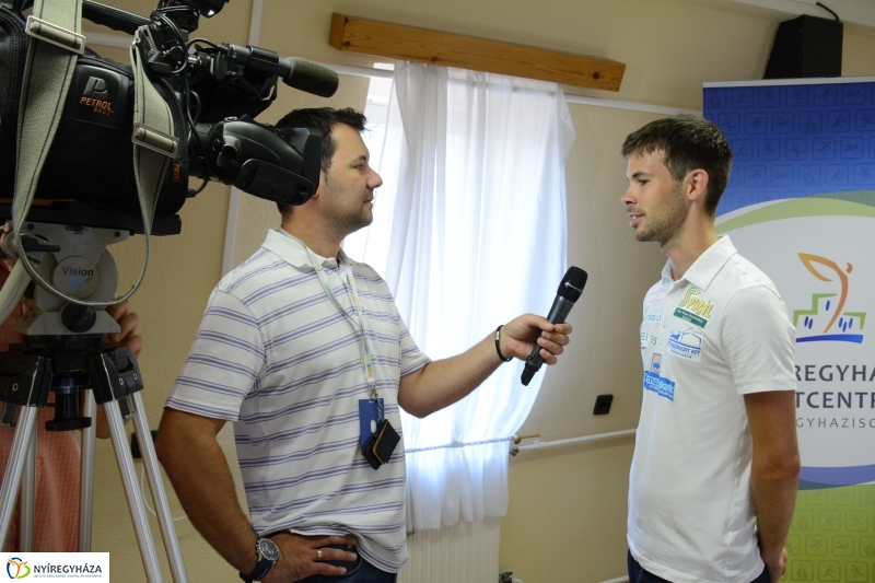 Sport sajtótájékoztató