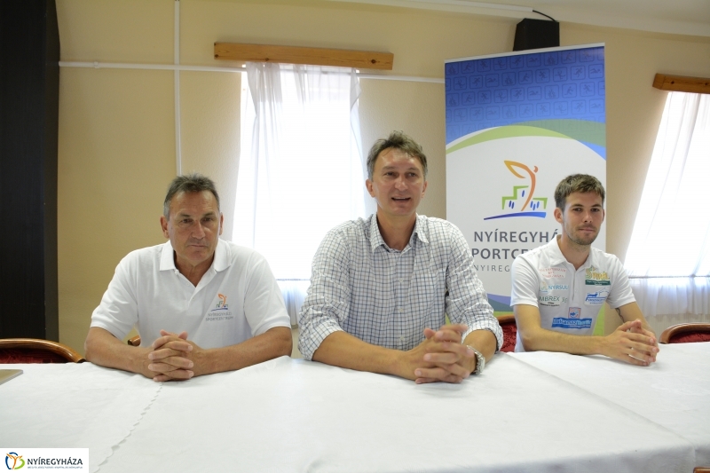 Sport sajtótájékoztató