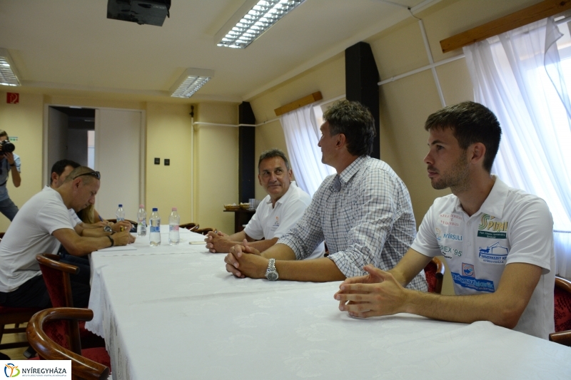 Sport sajtótájékoztató